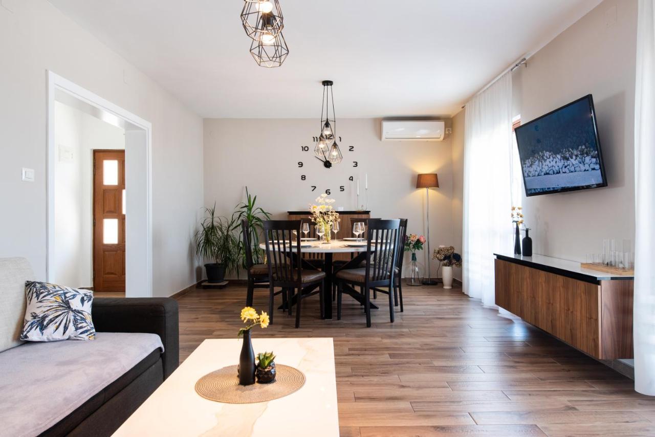 Superior Sincic Apartament
